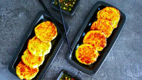 Croquettes poipoi (pois cassés-poireaux) sauce thaï
